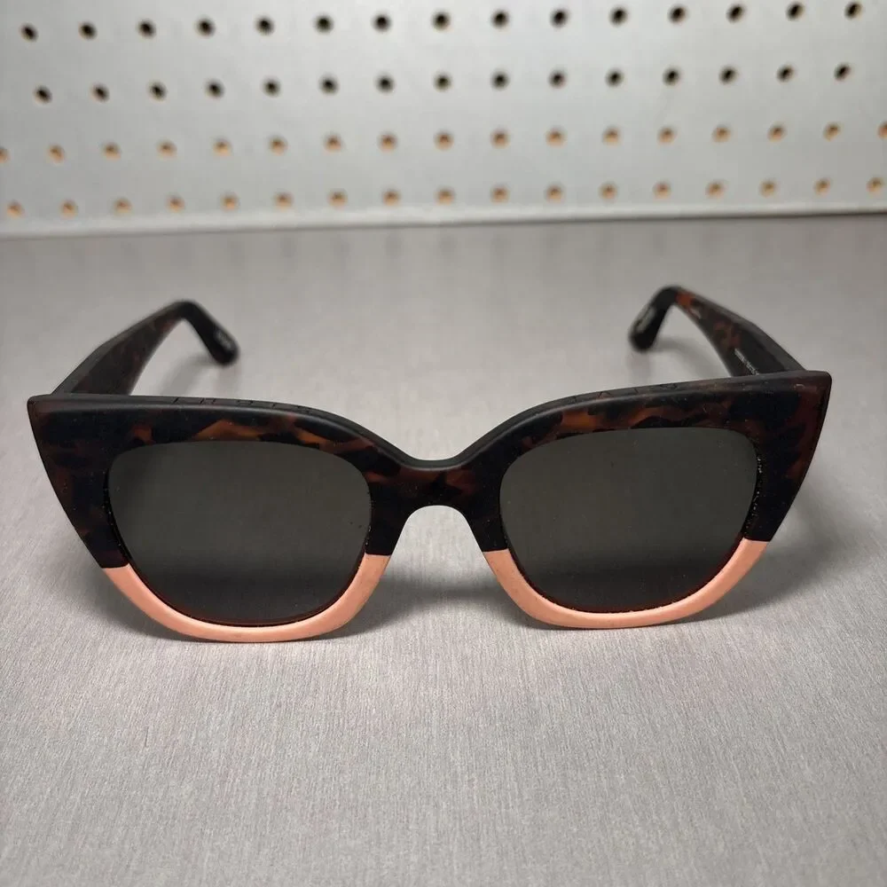 Toms Sunglasses Traveler Collection Sydney Apricot Cat Eye Tortoise FRAMES ONLY